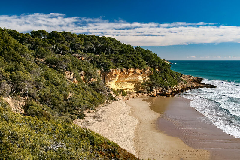 playas nudistas tarragona