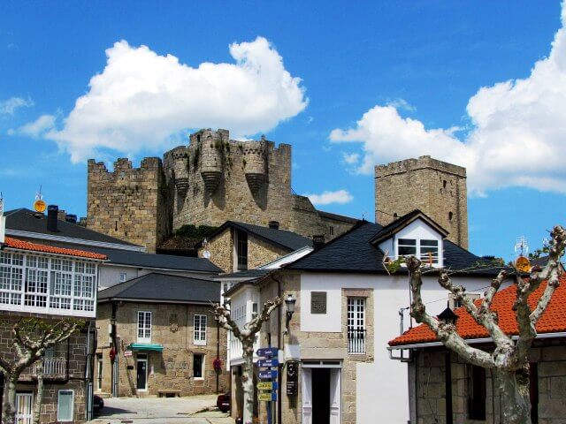 castro caldelas pueblos bonitos galicia castro caldelas pueblos bonitos galicia