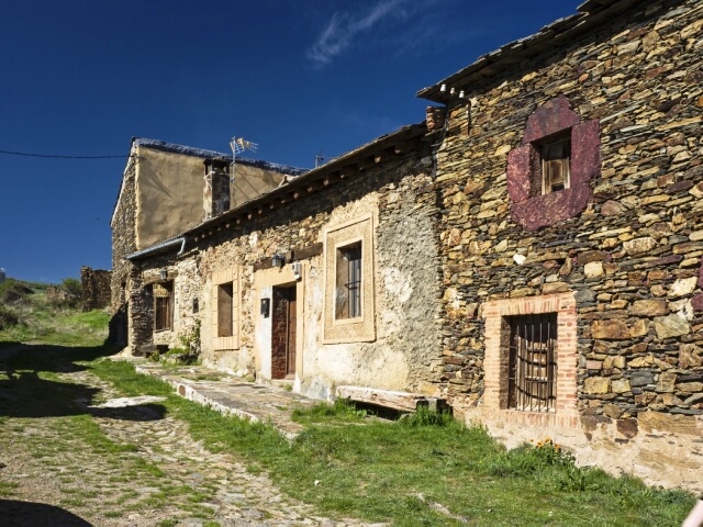 serracin pueblo negro seogvia